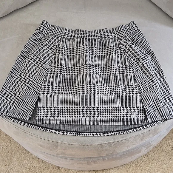 Alo Jacquard Glenplaid Tennis Skirt - Picture 3 of 6